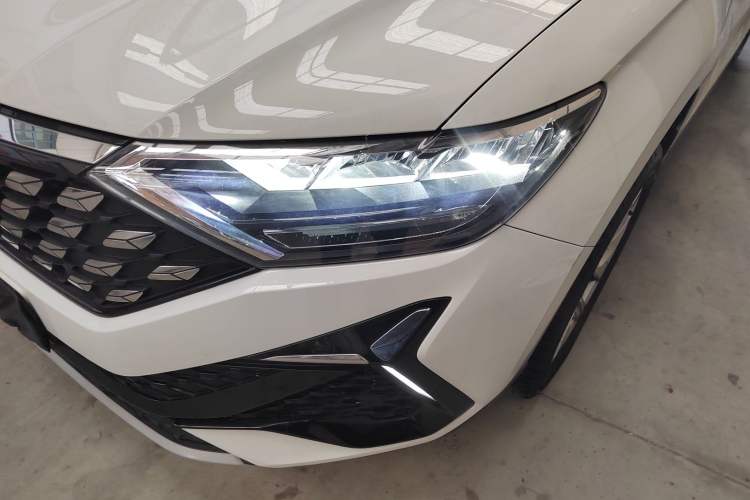 Used Jetta VS5 2022 280TSI Automatic Trend Edition
