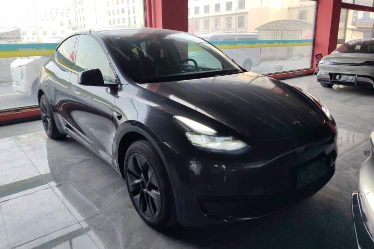 Used Tesla Model Y 2024 Rear-Wheel-Drive Version
