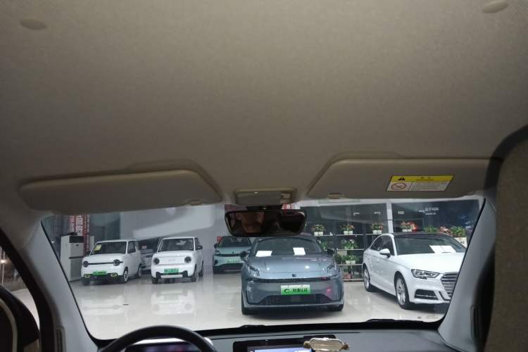 Used Wuling Hongguang MINIEV 2024 3rd Generation 215km Advanced Version