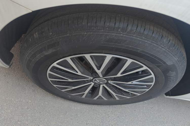 Used Volkswagen Sagitar 2025 Facelift 200TSI DSG Flyover Edition