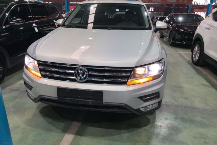 Used Volkswagen Tiguan L 2018 330TSI Automatic Two-Wheel Drive Luxury Edition
