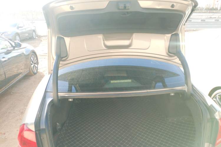 Used Volkswagen Passat 2014 1.8TSI DSG Prestige Navigation Edition
