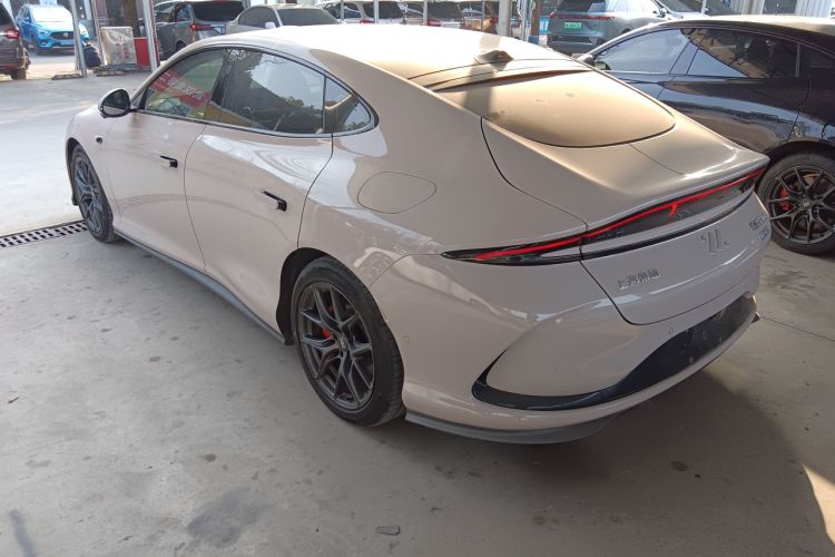 Used  L6 2024 Max Standard Edition