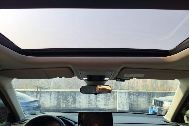 Used Honda Breeze 2023 240TURBO Two-Wheel-Drive Luxury Edition 5 Seats