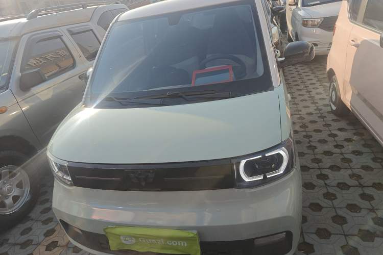 Used Wuling Hongguang MINIEV 2022 Macaron Premium Model – Lithium Iron Phosphate