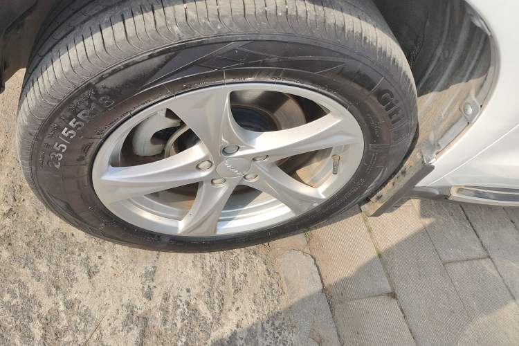 Used Haval H2 2018 Chuanxiang Edition 1.5T Dual-Clutch Two-Wheel Drive Fashion Model China V Standard