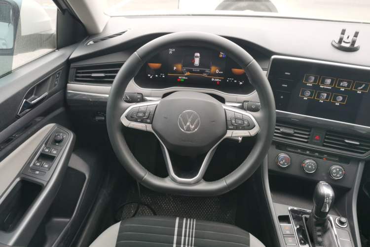 Used Volkswagen Bora 2024 200TSI DSG Comfort Edition