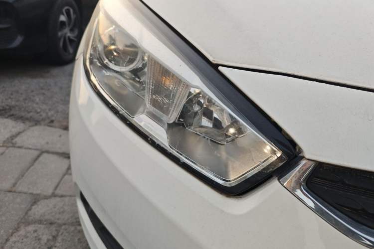 Used Chevrolet Cruze 2015 1.5L Manual Fashion Edition
