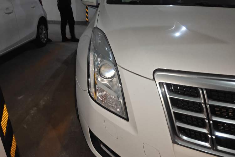 Used Cadillac XTS 2015 28T Comfort Model
