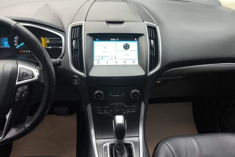 Used Ford Edge 2016 EcoBoost 245 Two-Wheel-Drive Titanium 7-Seater