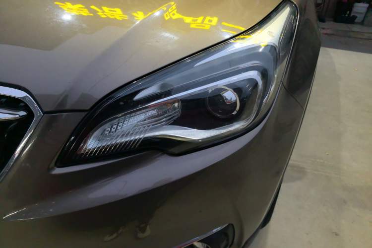 Used Buick Envision 2018 20T Two-Wheel-Drive Elite Model