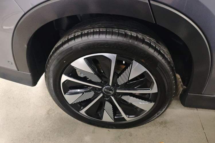 Used BYD Song PLUS New Energy 2025 DM-i Smart Drive 112KM Prestige Model