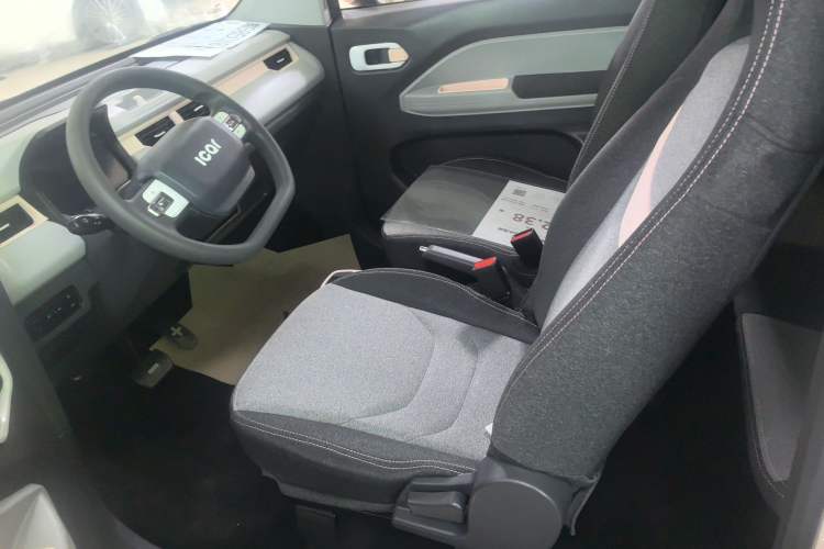 Used Chery QQ Ice Cream 2022 170km Sundae Phosphate Lithium-Ion