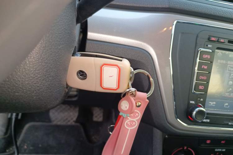 Used Volkswagen Lavida 2015 1.6L Automatic Fashion Edition
