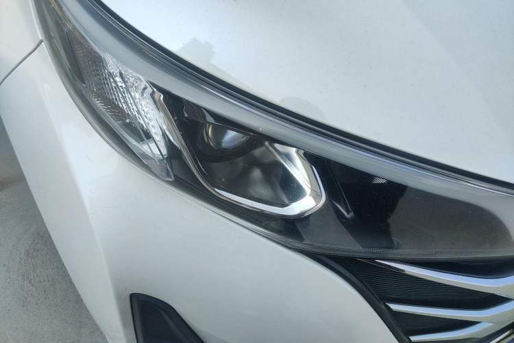 Used GAC Trumpchi M6 2019 270T DCT Luxury Edition (7-seater) China VI
