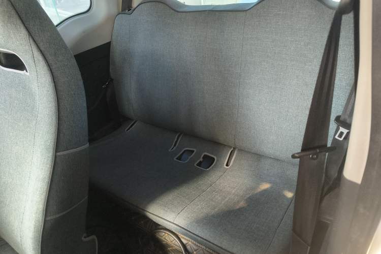 Used Chery QQ Ice Cream 2022 120km Conical Shape Lithium Iron Phosphate