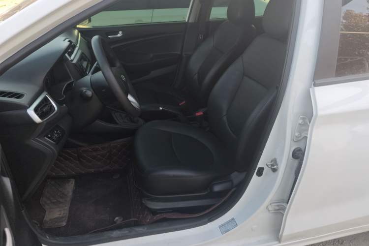 Used Hyundai Verna 2017 1.4L Manual Refreshed Version China V Standard
