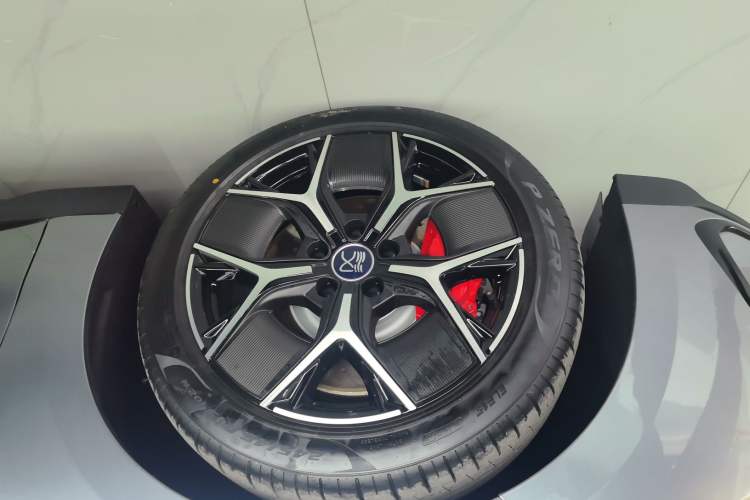 Used BYD Han 2022 EV Genesis Edition 715KM Front-Wheel-Drive Prestige Model
