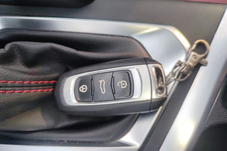 Used Geely Auto Vision X3 2021 PRO 1.5L CVT Deluxe Model