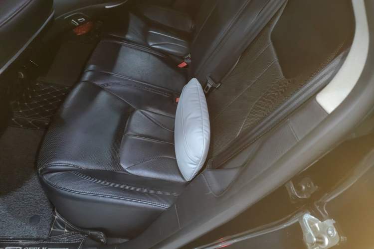 Used Geely Auto Emgrand GT 2015 1.8T Flagship Model
