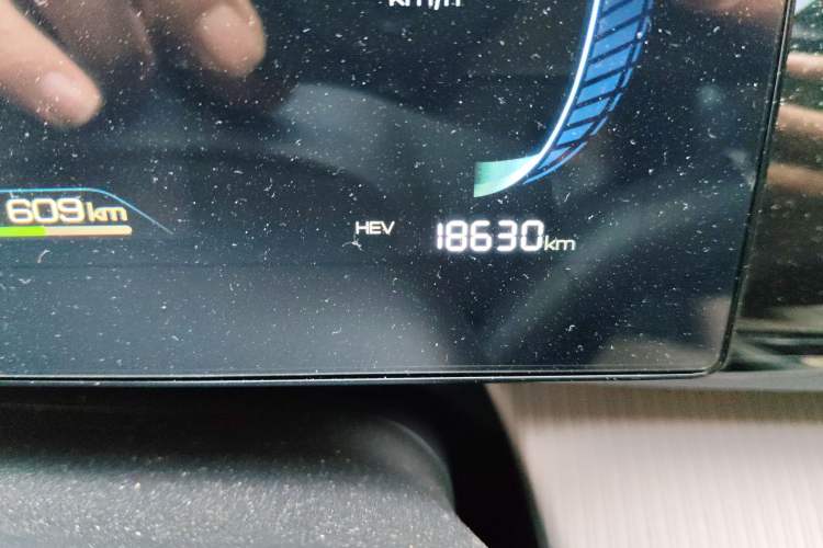 Used BYD Song Pro New Energy 2024 HONOR Edition DM-i 71KM Navigation Model