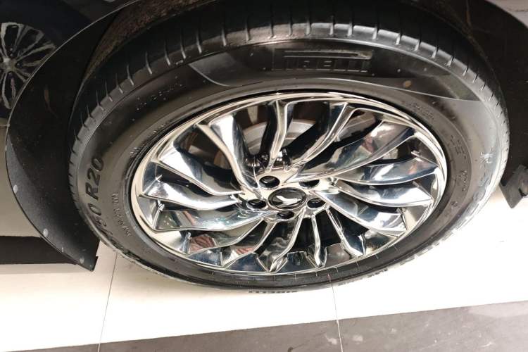 Used VOYAH Dream 2024 PHEV Ultra-Long Range Flagship Edition