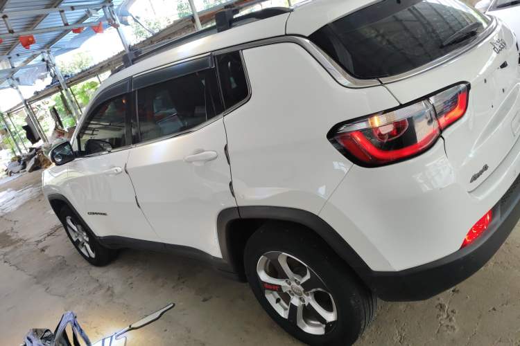 Used  Compass 2017 200T Automatic Comfort Edition
