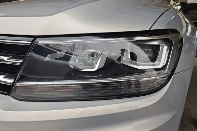 Used Volkswagen Tiguan L 2018 330TSI Automatic Two-Wheel Drive Luxury Edition