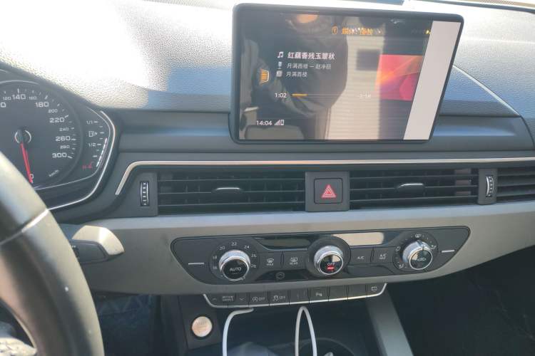 Used Audi A4L 2019 40 TFSI Ambition China VI