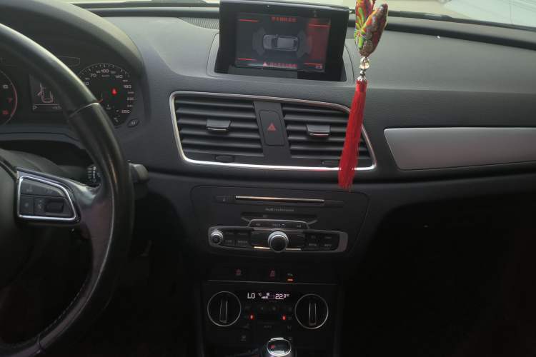 Used Audi Q3 2017 30 TFSI Fashion Model