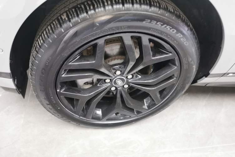 Used Land Rover Range Rover Evoque 2021 Range Rover Velar L 249PS R-Dynamic First Edition
