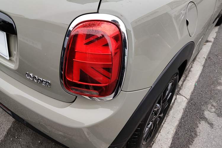 Used  MINI 2018 1.5T COOPER Classic Edition