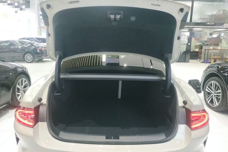 Used  SU7 2024 Four-Wheel Drive Ultra-Long Range Advanced Intelligent Driving Max Edition
