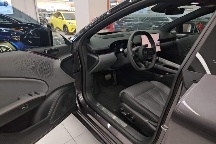 Used Zeekr 007GT 2025 Rear-Drive Intelligent Driving Version 75 kWh
