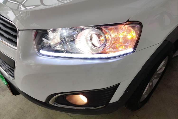 Used Chevrolet Captiva 2015 2.4L Two-Wheel Drive Urban Version 5 Seats