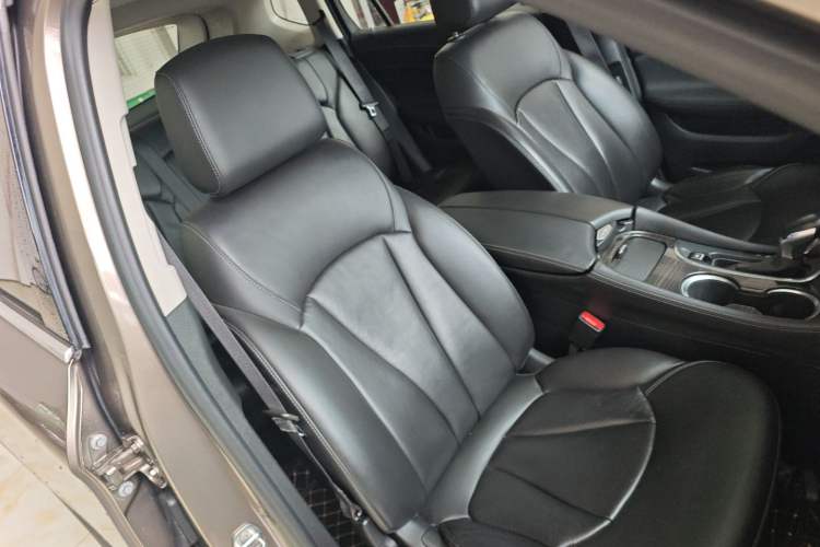 Used Buick Envision 2019 20T Two-Wheel Drive Elite Version China VI Standard
