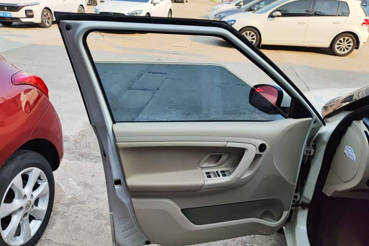 Used Skoda Fabia 2014 1.4L Automatic Crystal Edition