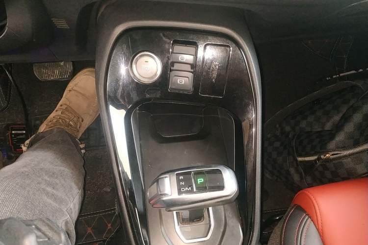 Used Haval H2s 2018 Red-Label 1.5T Dual-Clutch Elite Model
