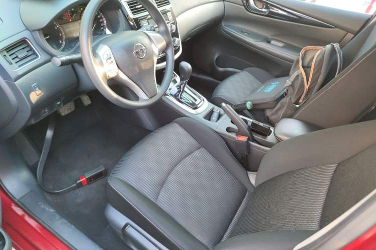 Used Nissan Tiida 2016 1.6L CVT Cool Dynamic Edition
