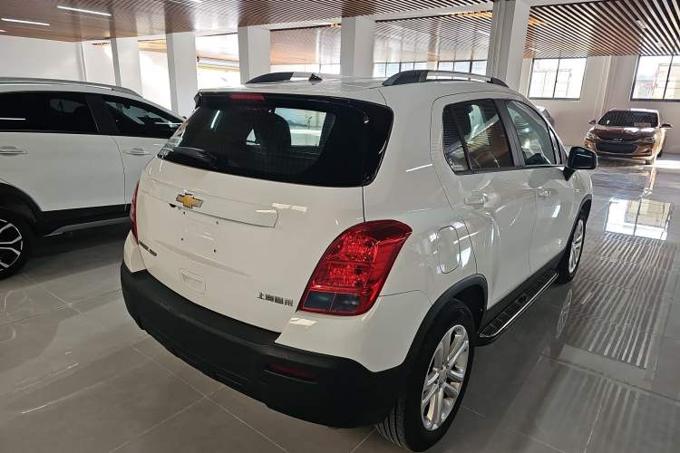 Used Chevrolet Trax 2016 1.4T Automatic Two-Wheel Drive Comfort Version with Sunroof
