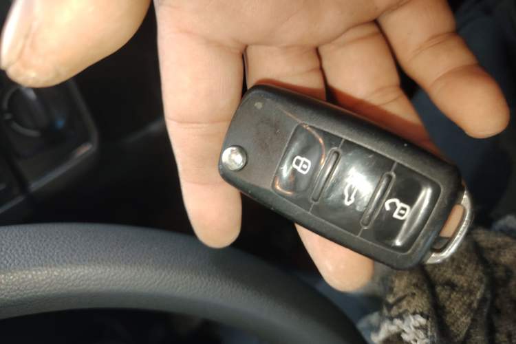 Used Volkswagen Santana 2016 1.6L Manual Fashion Edition