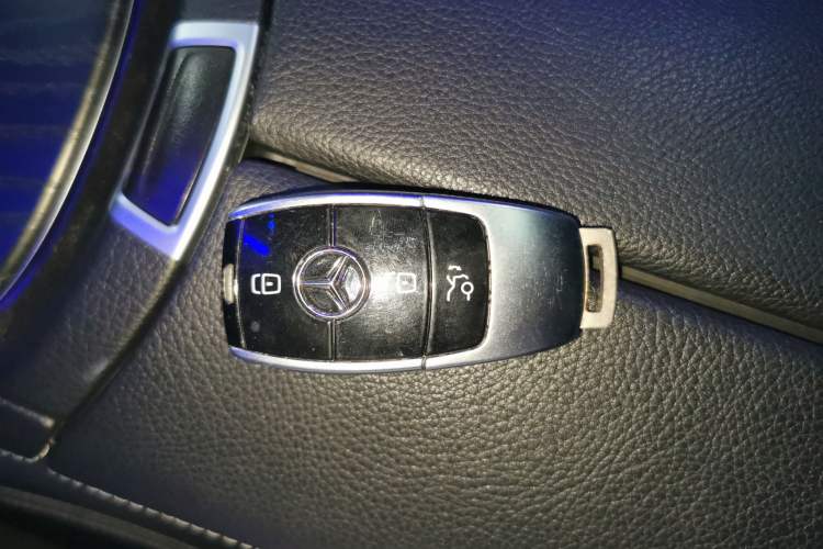 Used Mercedes-Benz E-Class 2019 E 200 L Sport Edition