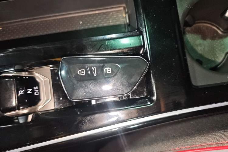 Used Volkswagen Lamando 2022 Lavida L 280TSI DSG Cool & Spicy Edition
