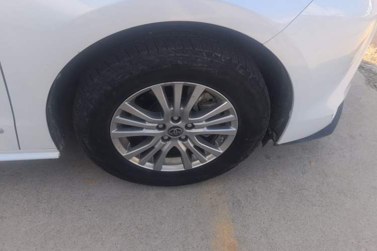 Used Toyota Sienna 2021 2.5L Hybrid Comfort Edition