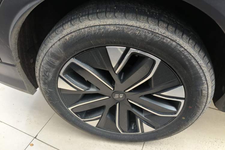 Used JETOUR Shanhai Shanhai L7 2024 1.5T 120km MAX 5-Seater
