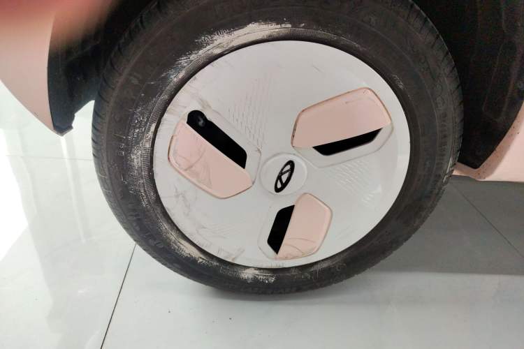 Used Chery QQ Ice Cream 2022 Pudding Model
