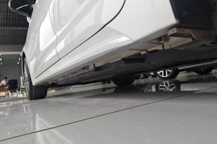 Used Toyota Levin 2021 2.0L Luxury Edition
