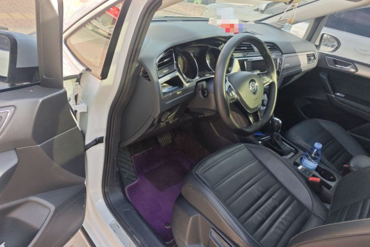 Used Volkswagen Touran 2018 Volkswagen Touran L 280TSI DSG Boundary Edition 6-Seater China VI Standard