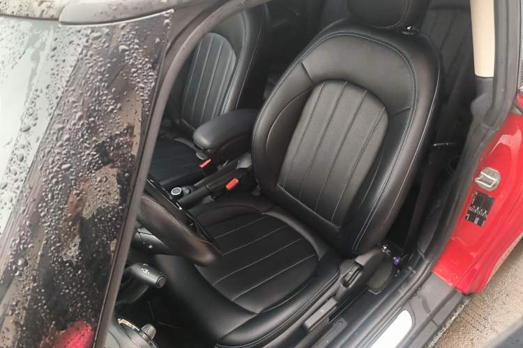 Used  MINI 2016 1.2T ONE Pioneer Edition
