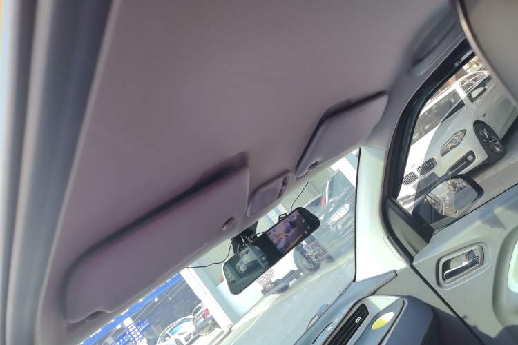 Used Wuling Hongguang MINIEV 2021 Macaron Premium Model – Lithium Iron Phosphate
